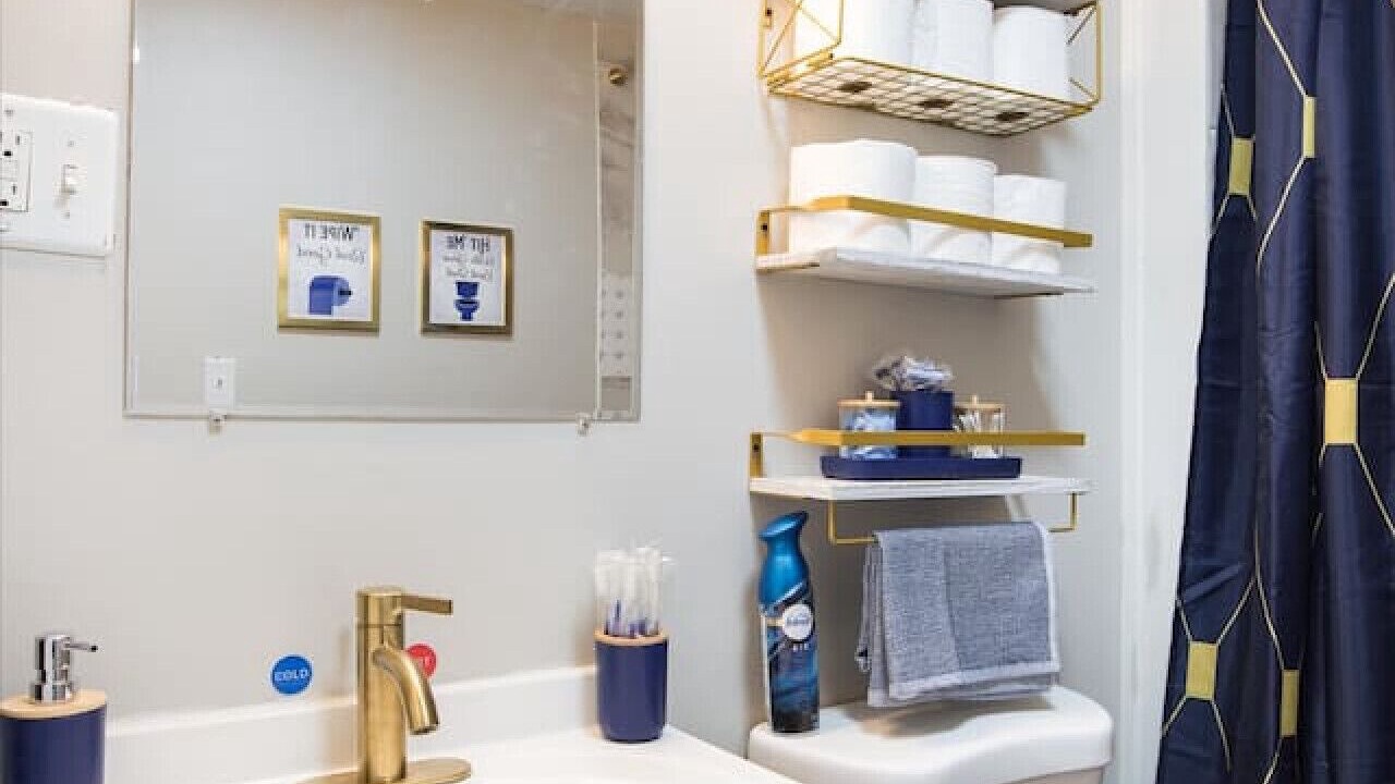 Photo of Bathroom in Brighton Park