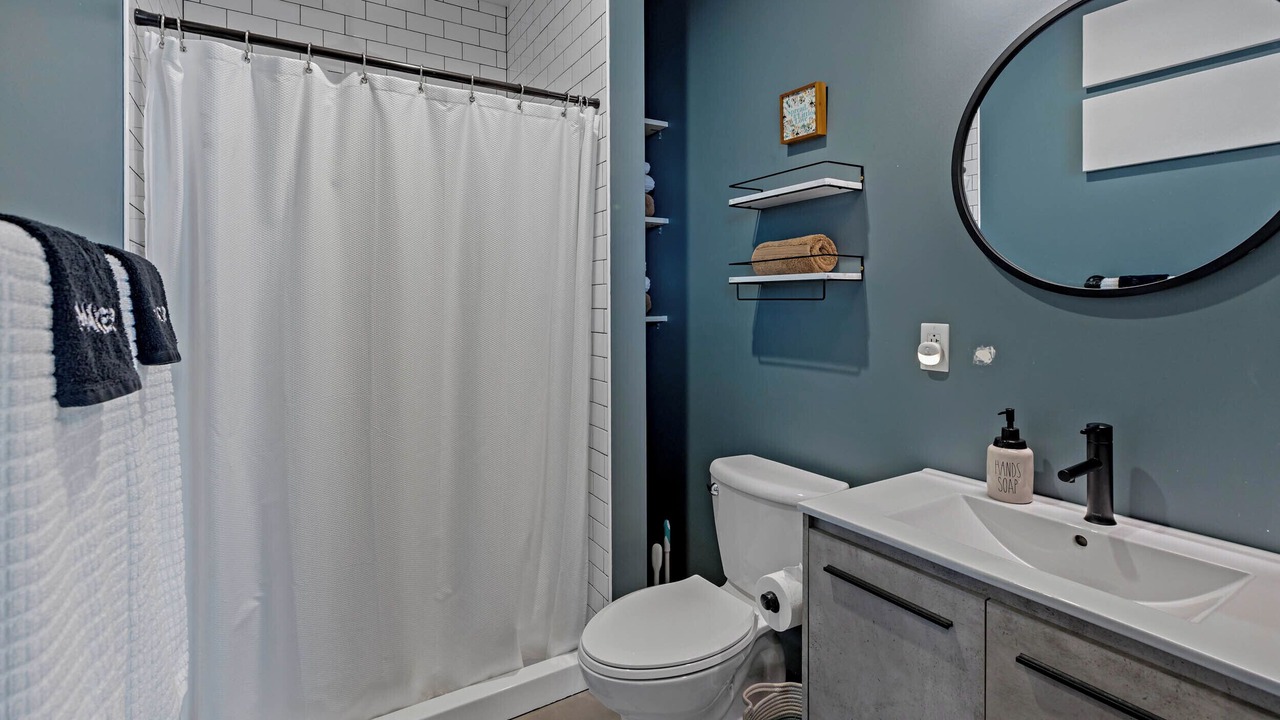 Photo of Bathroom in Effingham