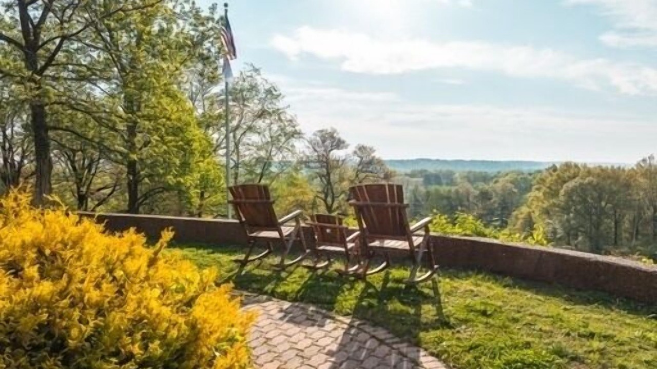 Photo of Outdoor in Godfrey