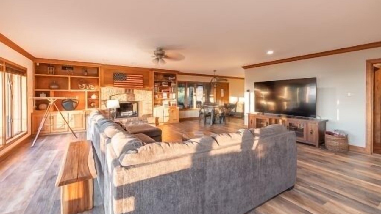 Photo of Bedroom in Godfrey