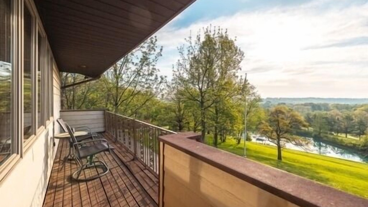 Photo of Patio Balcony in Godfrey
