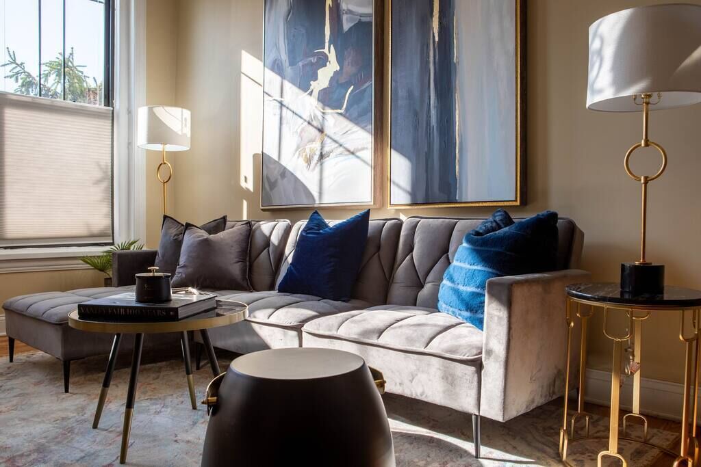 Photo of Livingroom in Lower West Side