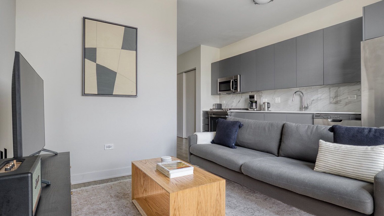 Photo of Livingroom in River West