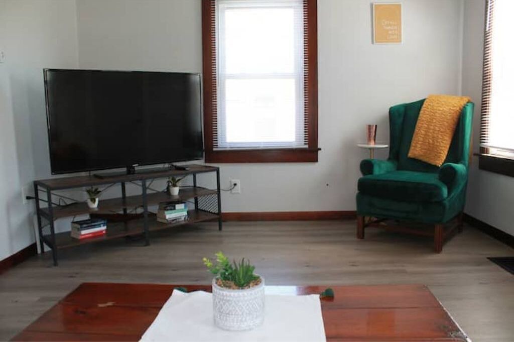 Photo of Livingroom in Quincy