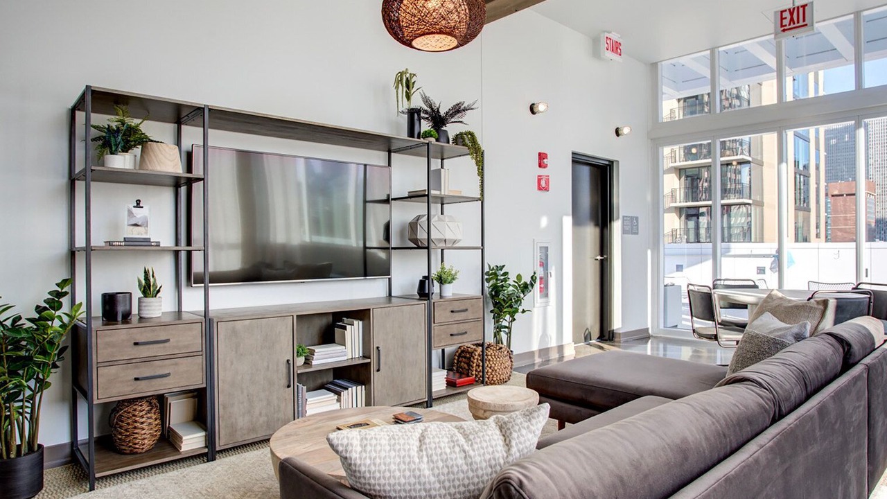 Photo of Livingroom in Near North Side