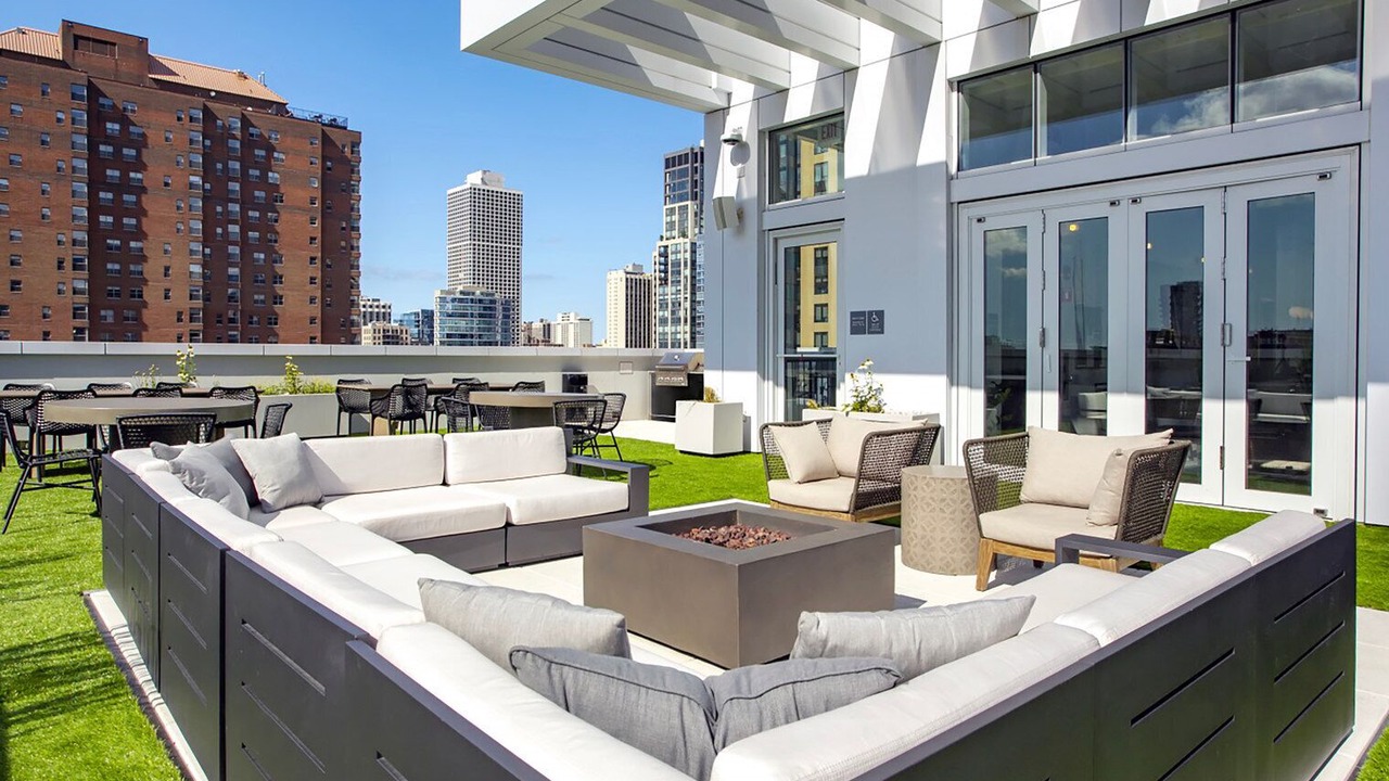 Photo of Patio Balcony in Near North Side
