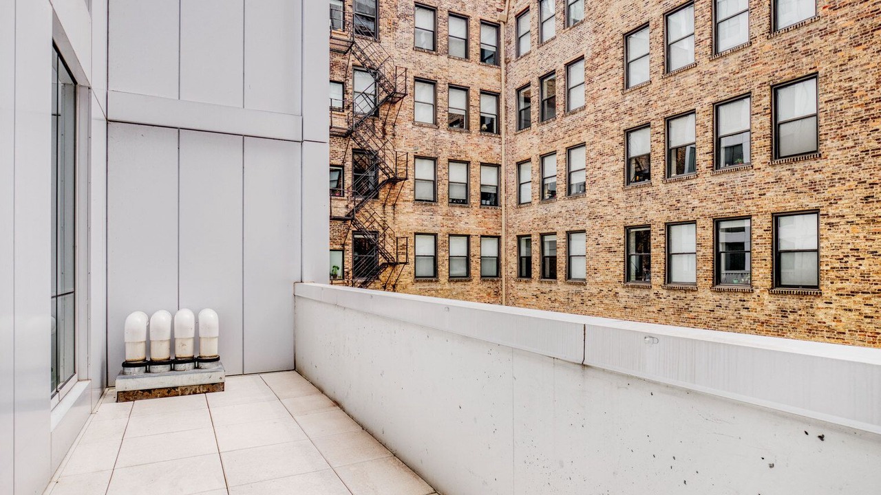 Photo of Outdoor in Near North Side