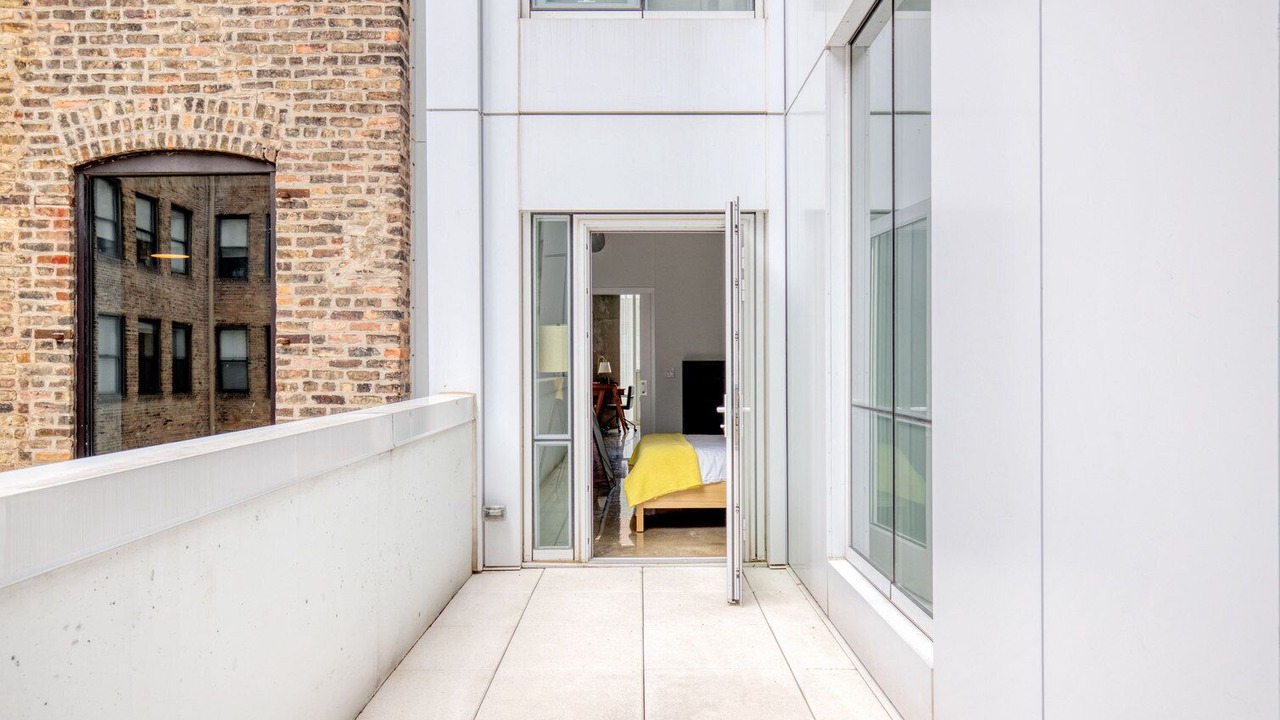 Photo of Outdoor in Near North Side
