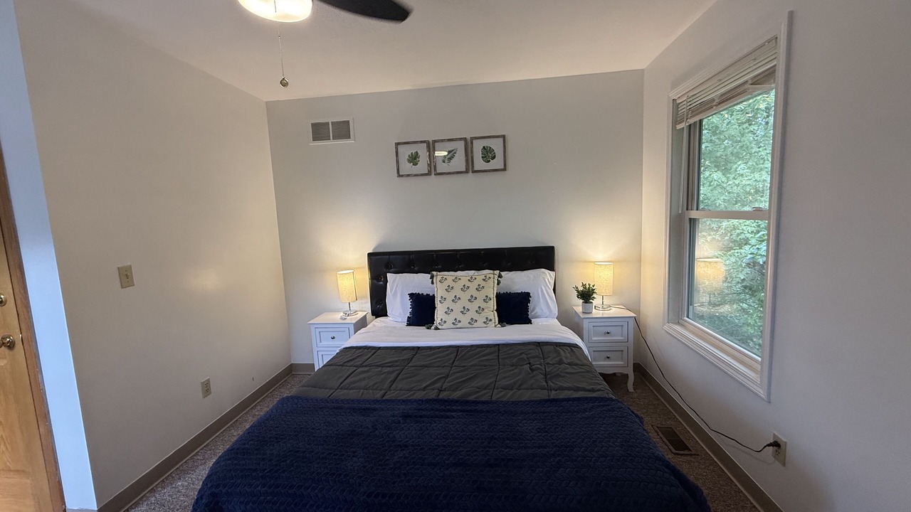 Photo of Bedroom in Macomb