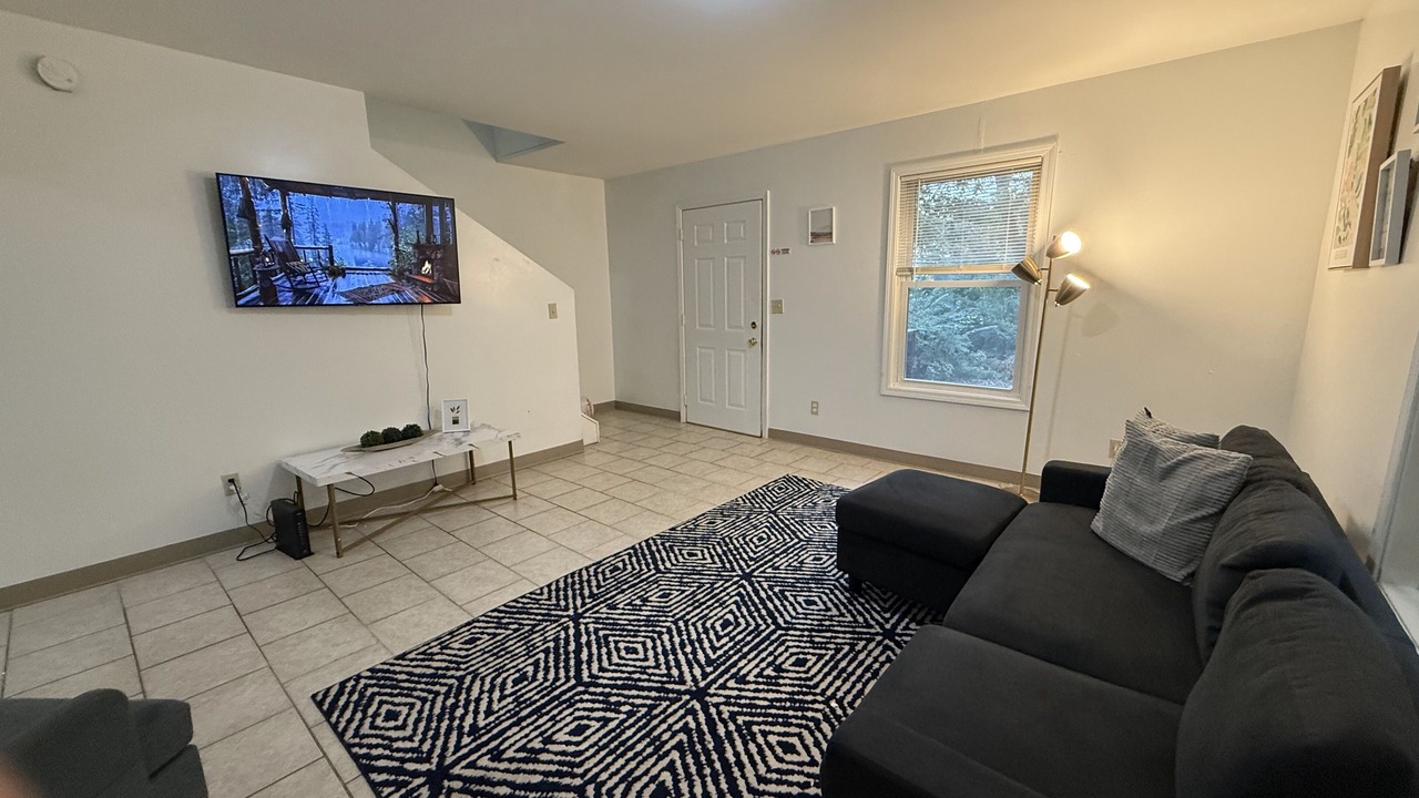 Photo of Livingroom in Macomb