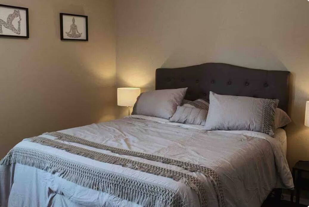 Photo of Bedroom in Aurora
