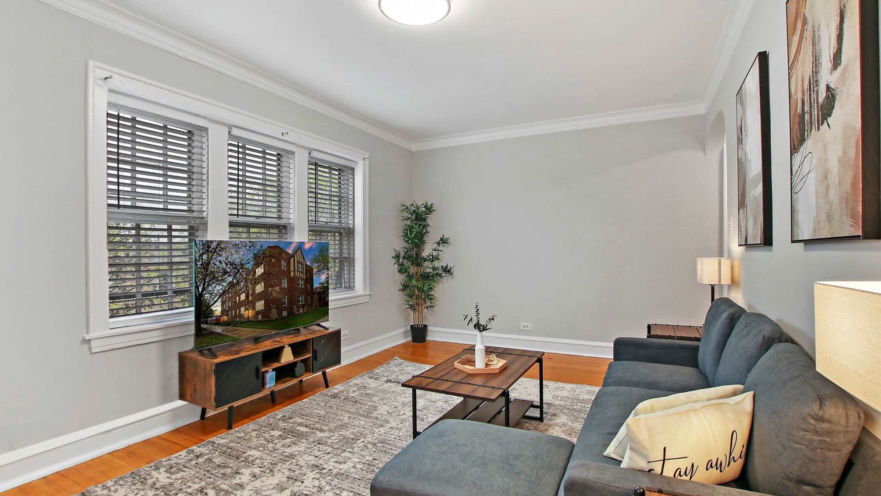 Photo of Livingroom in Cragin