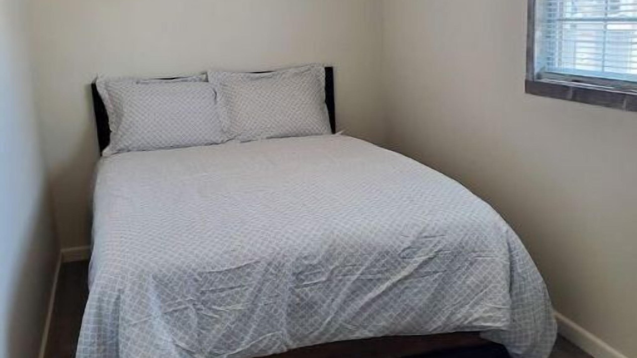 Photo of Bedroom in New Boston