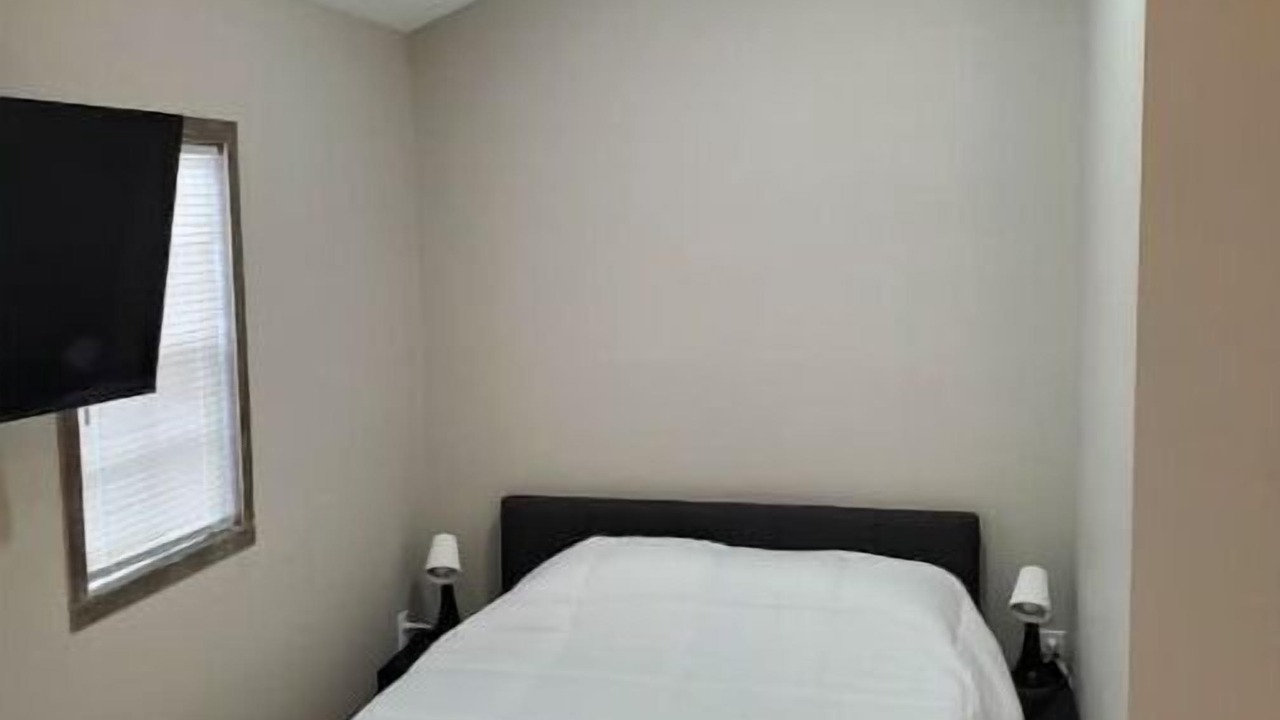 Photo of Bedroom in New Boston