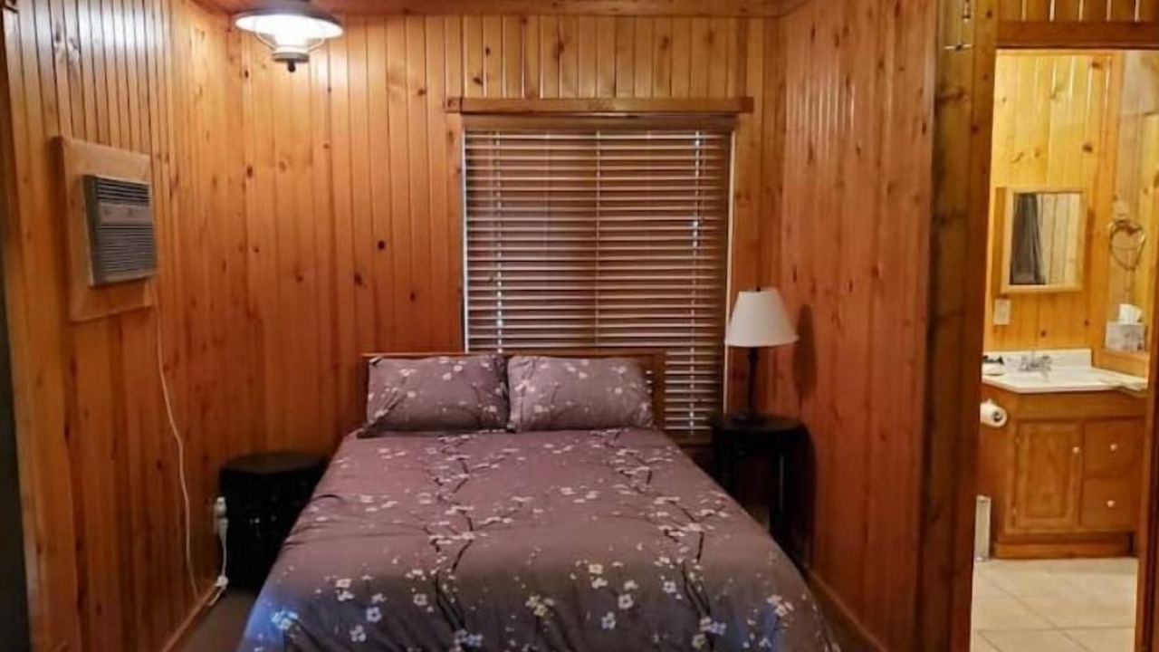 Photo of Bedroom in New Boston