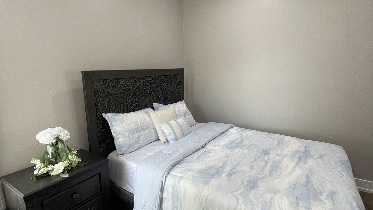 Photo of Bedroom in Greater Grand Crossing