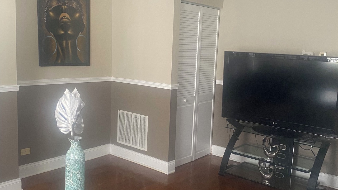 Photo of Livingroom in South Shore