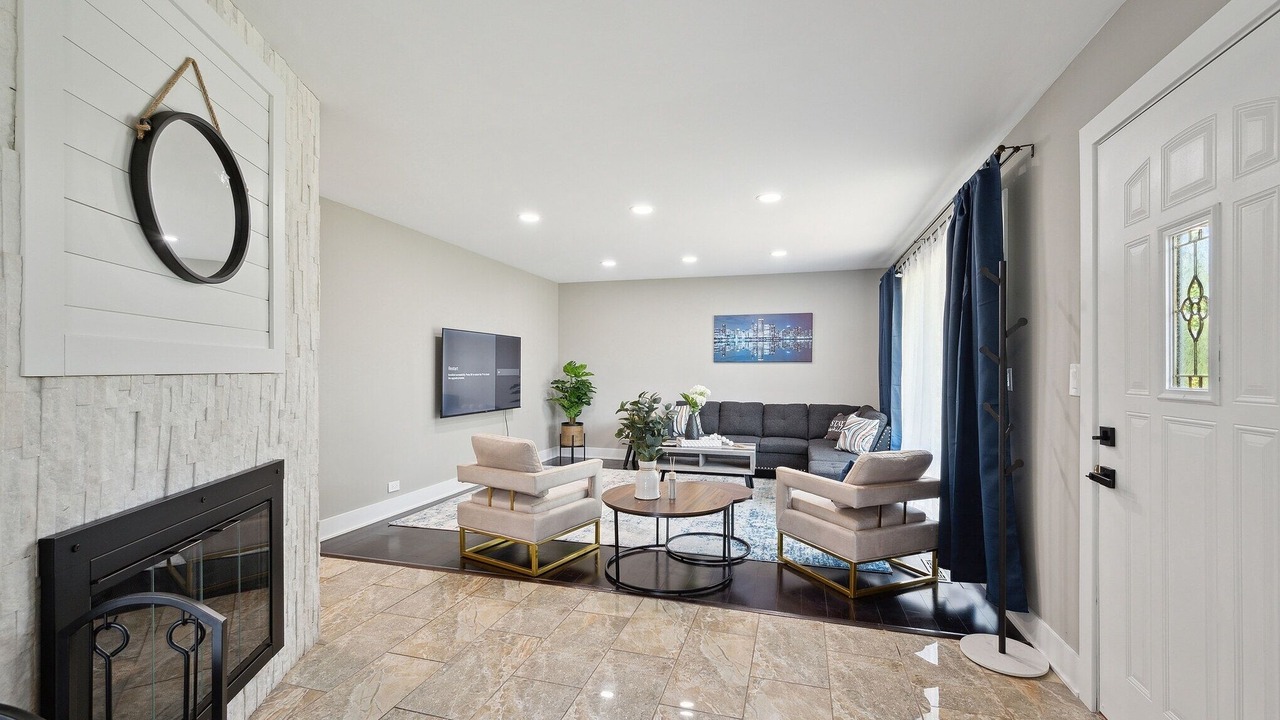 Photo of Bedroom in Glenview