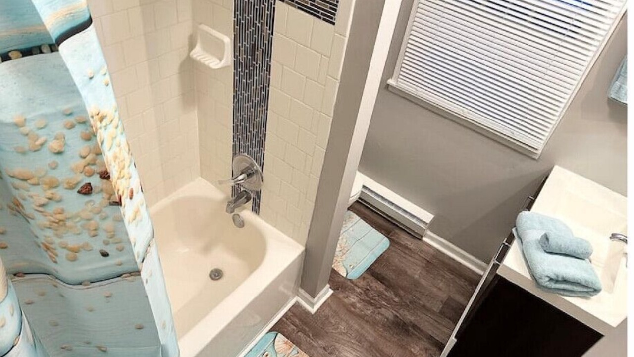 Photo of Bathroom in Yorkville