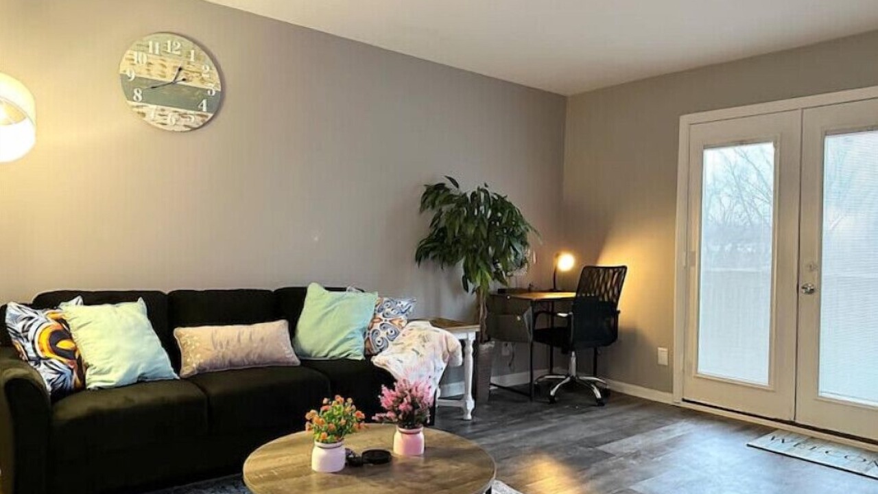 Photo of Livingroom in Yorkville