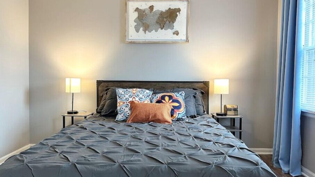 Photo of Bedroom in Yorkville