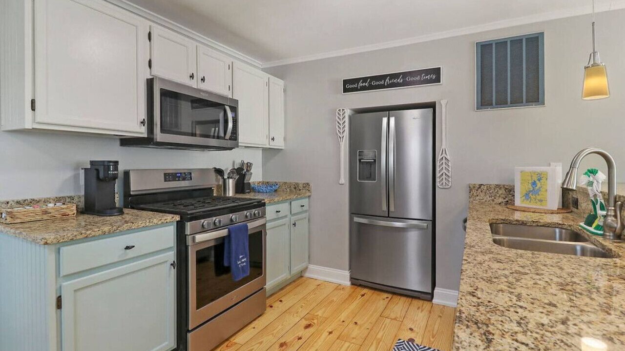 Photo of Kitchen in Fox Lake