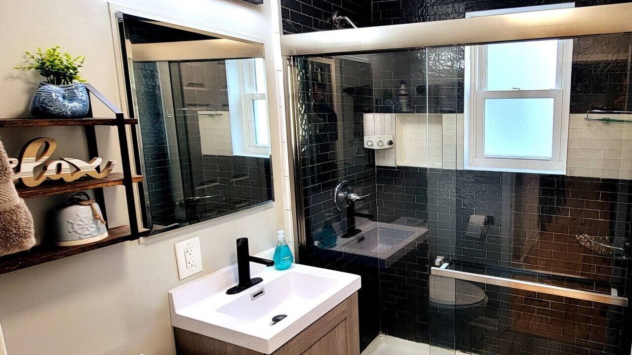 Photo of Bathroom in Fox Lake