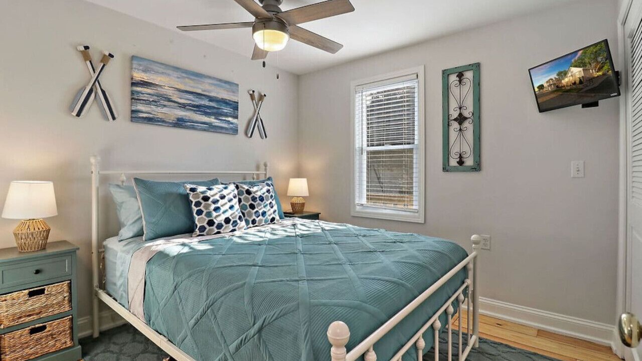 Photo of Bedroom in Fox Lake