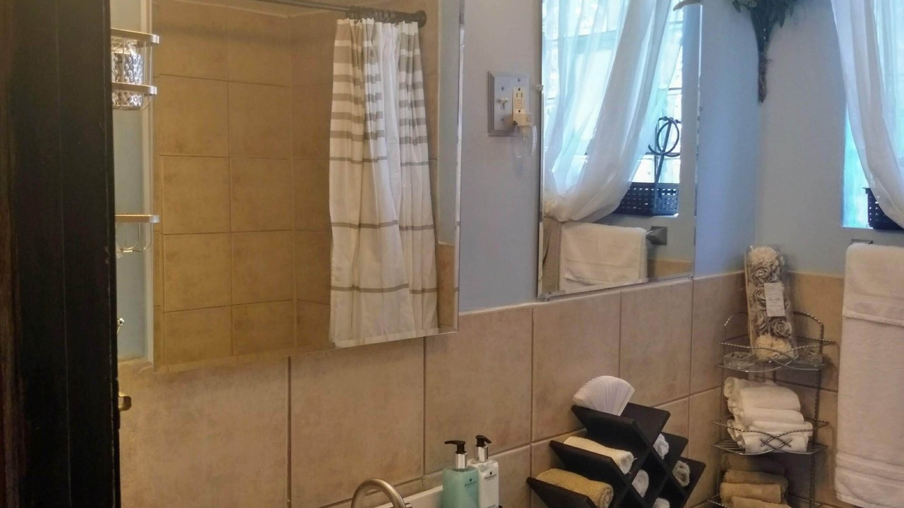 Photo of Bathroom in Greater Grand Crossing
