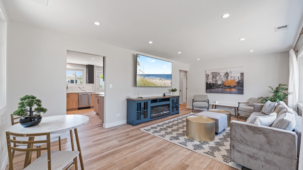 Photo of Livingroom in Des Plaines