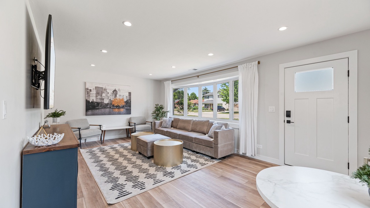 Photo of Livingroom in Des Plaines