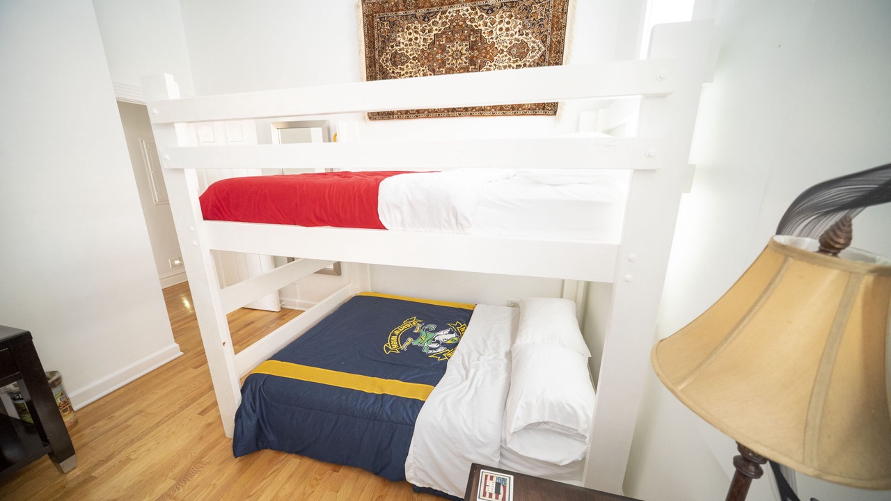 Photo of Bedroom in Lake View East