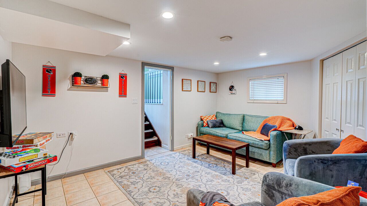 Photo of Livingroom in Highland Hills