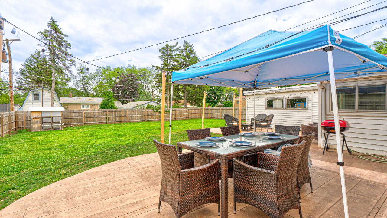 Photo of Outdoor in Highland Hills
