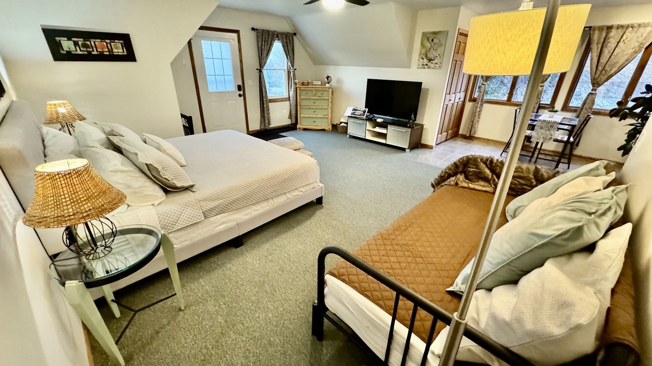 Photo of Bedroom in Plato Center