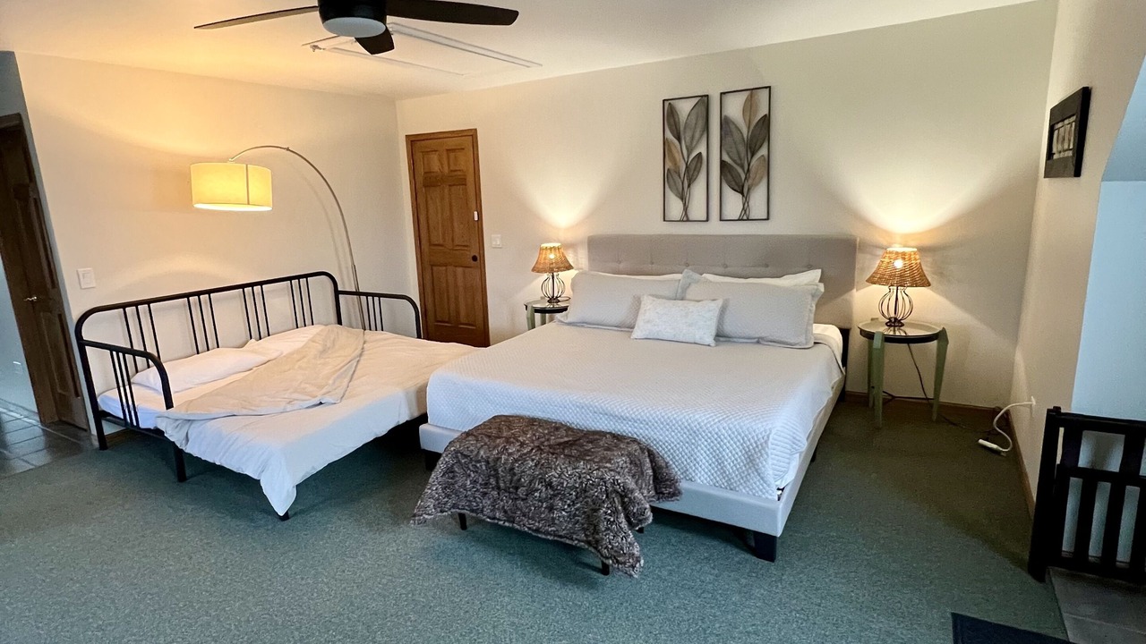 Photo of Bedroom in Plato Center