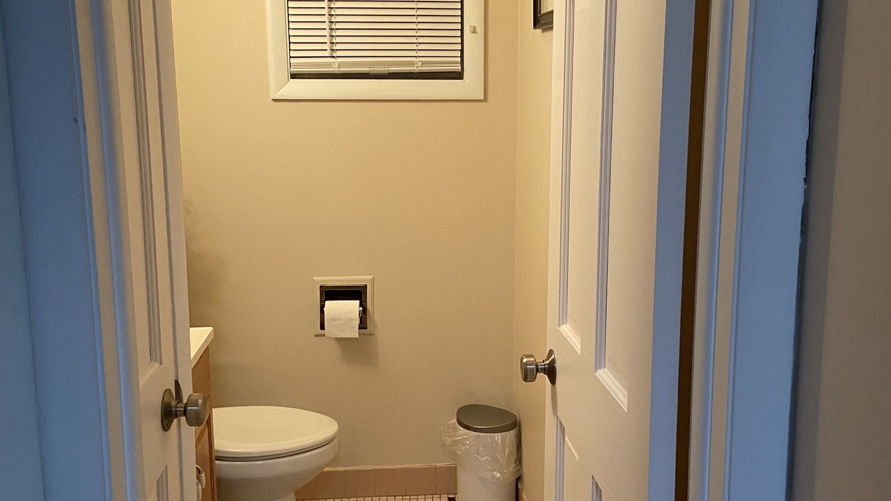 Photo of Bathroom in Des Plaines