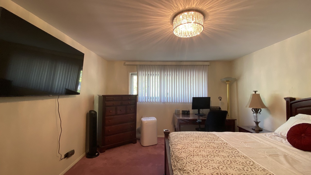 Photo of Bedroom in Des Plaines