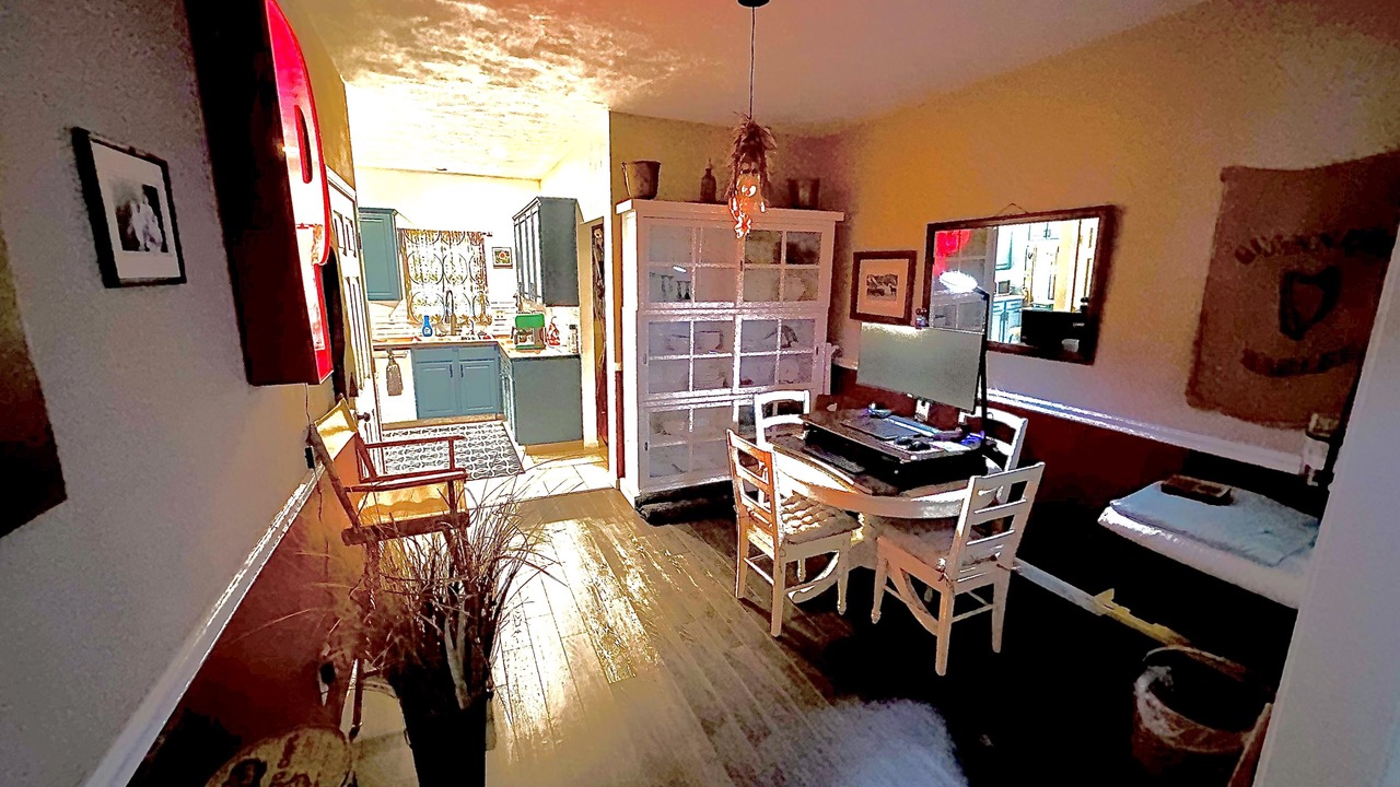 Photo of Livingroom in Sunnyland
