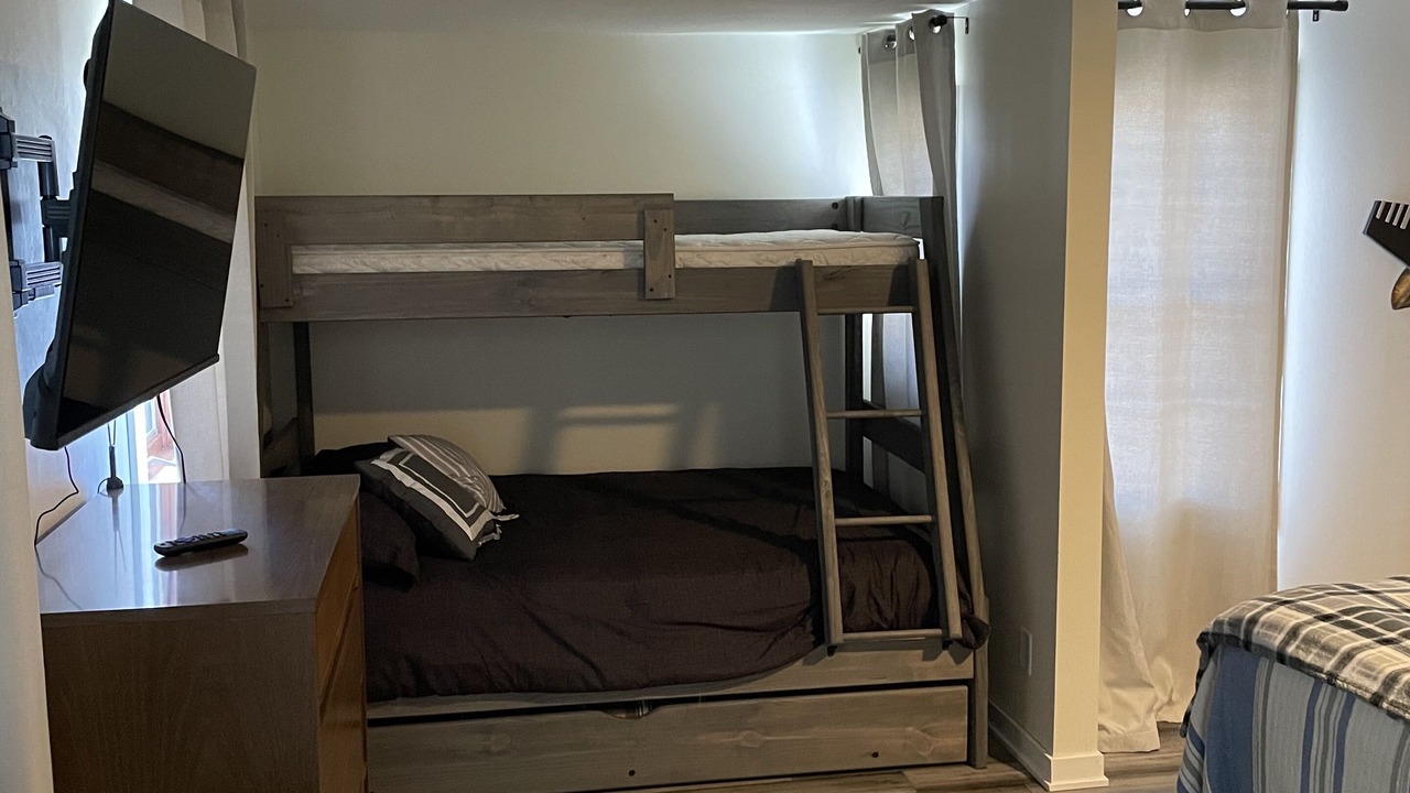 Photo of Bedroom in Port Byron