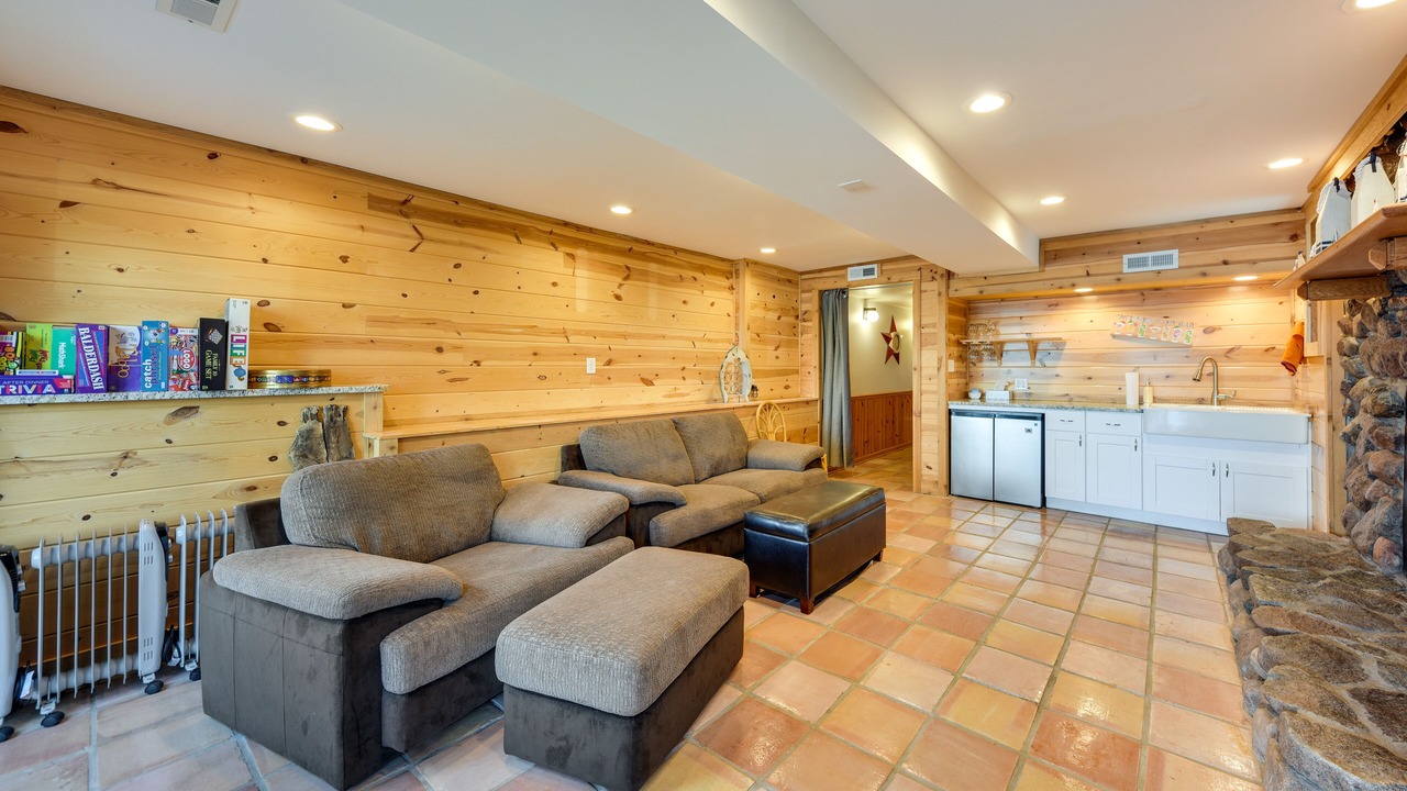 Photo of Livingroom in Fox Lake