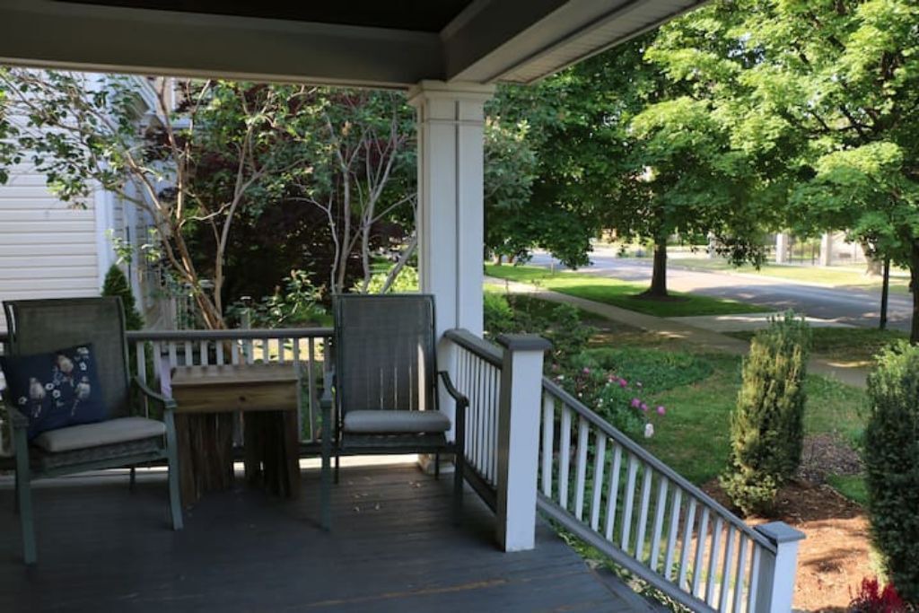 Photo of Outdoor in Old Irving Park