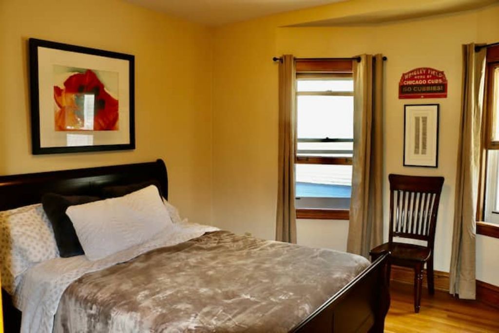 Photo of Bedroom in Old Irving Park