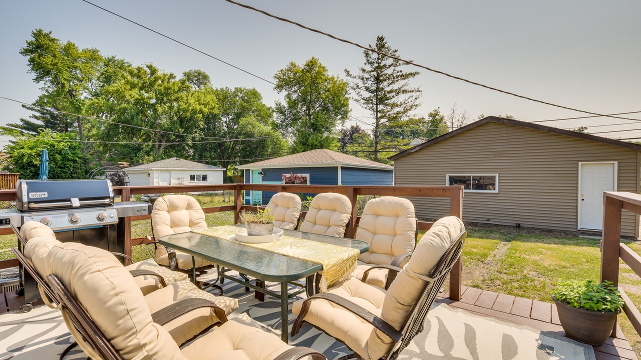 Photo of Outdoor in Oakton