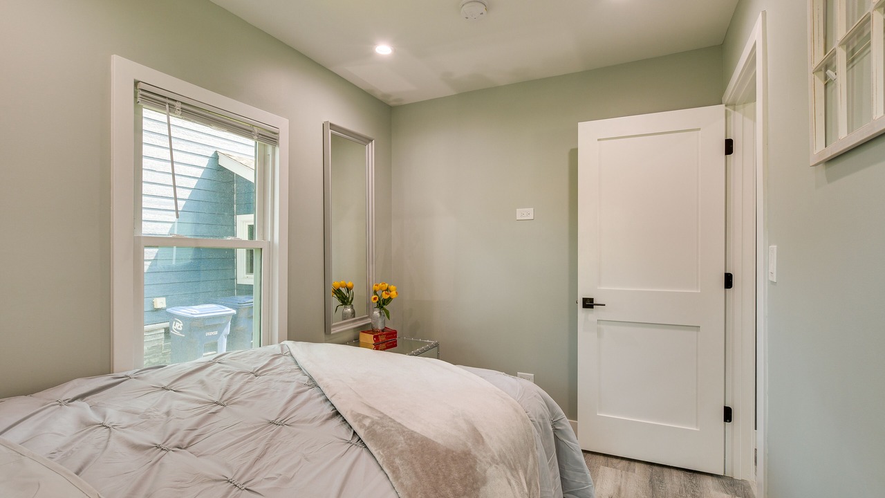 Photo of Bedroom in Oakton