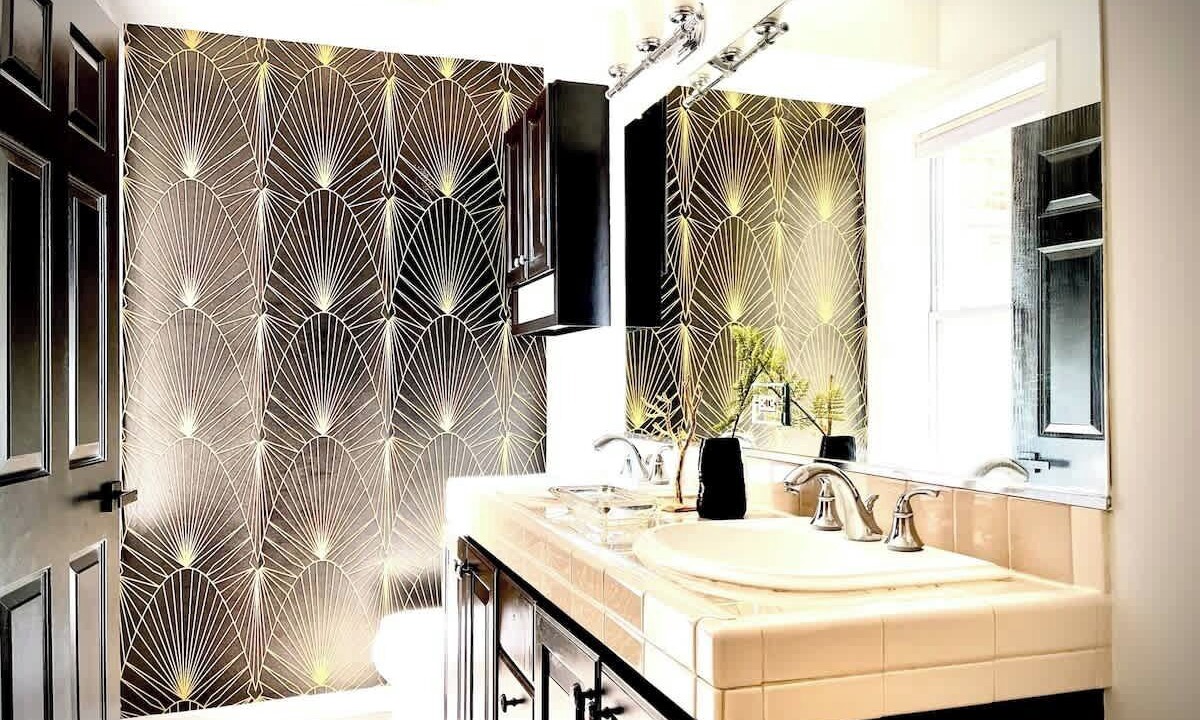 Photo of Bathroom in West Town