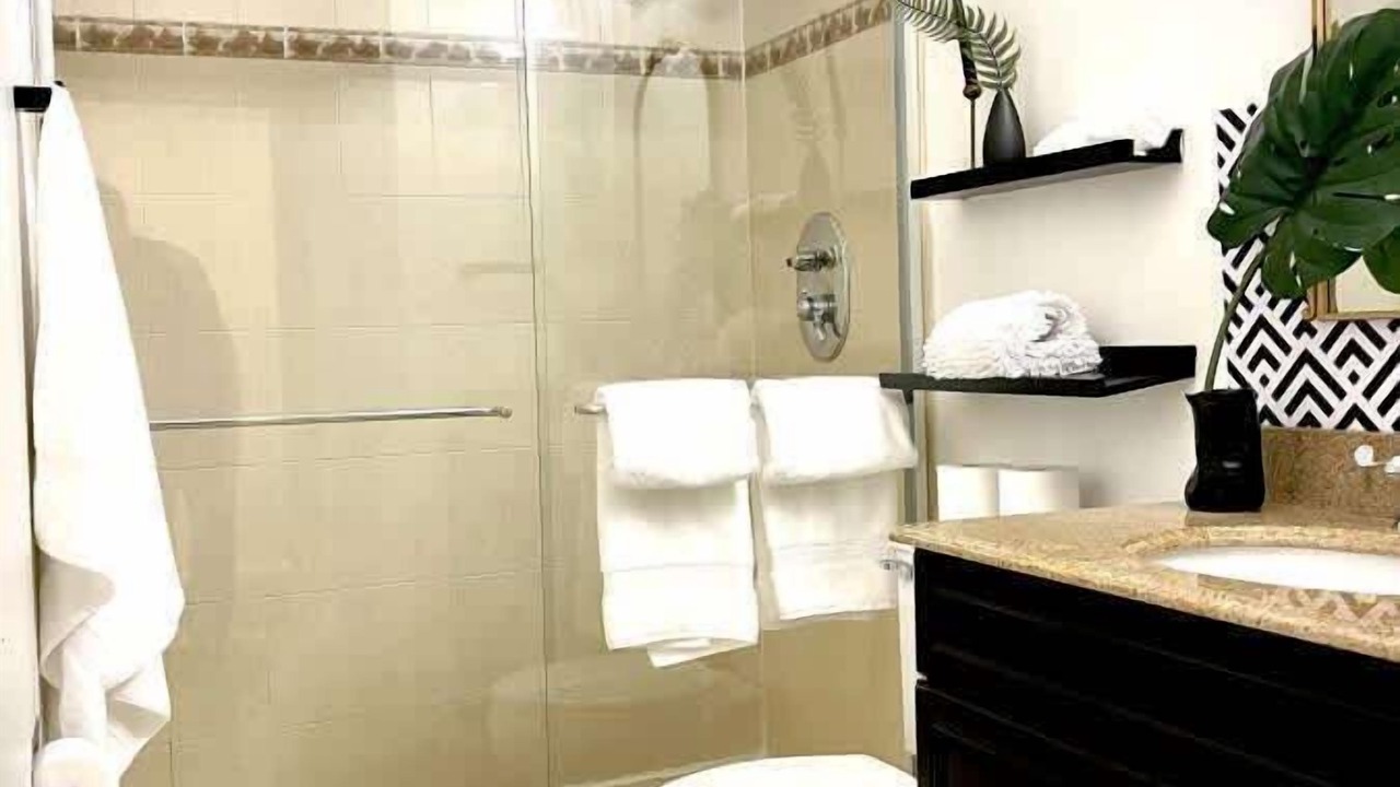 Photo of Bathroom in West Town