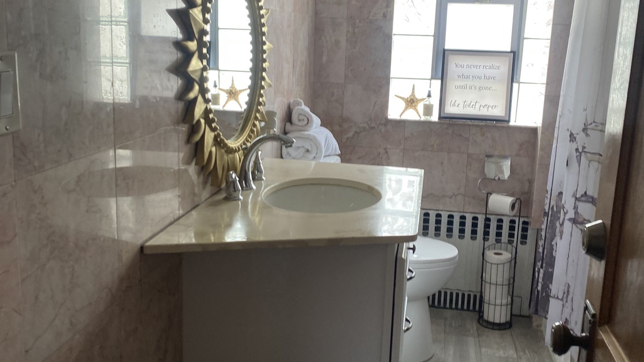 Photo of Bathroom in Franklin Park