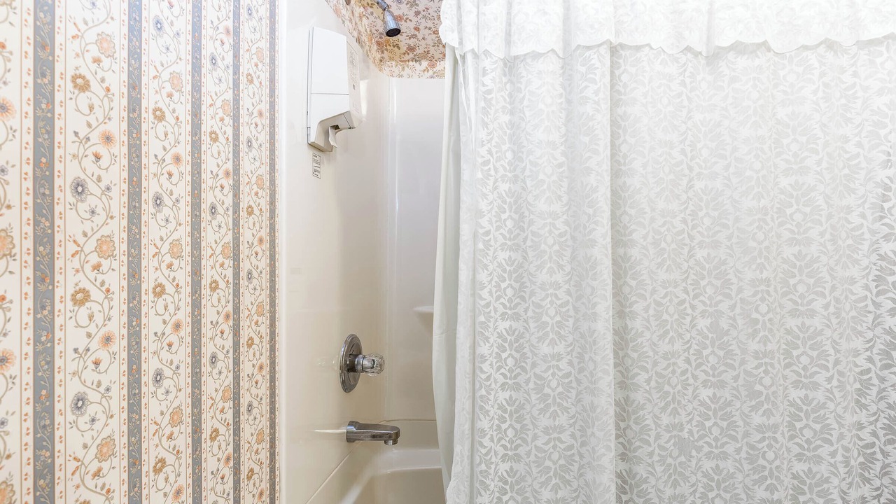 Photo of Bathroom in Galena