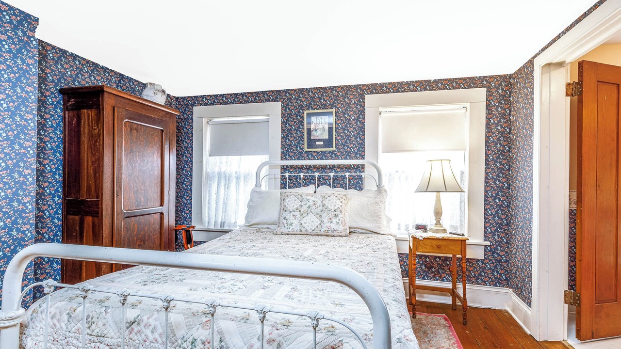 Photo of Bedroom in Galena